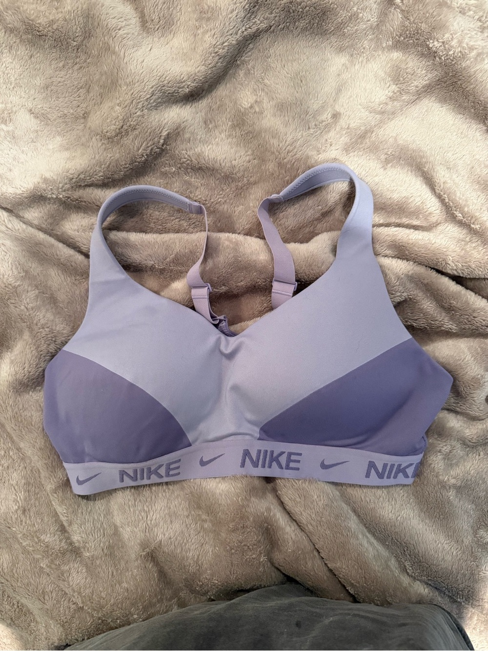 Nike Indy Women's Light Purple High-Impact Sports Bra